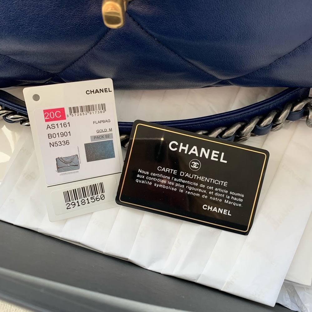 SOLD ON IG: Chanel 19 20C Large Lambskin Flap Bag - Picture 7 of 7